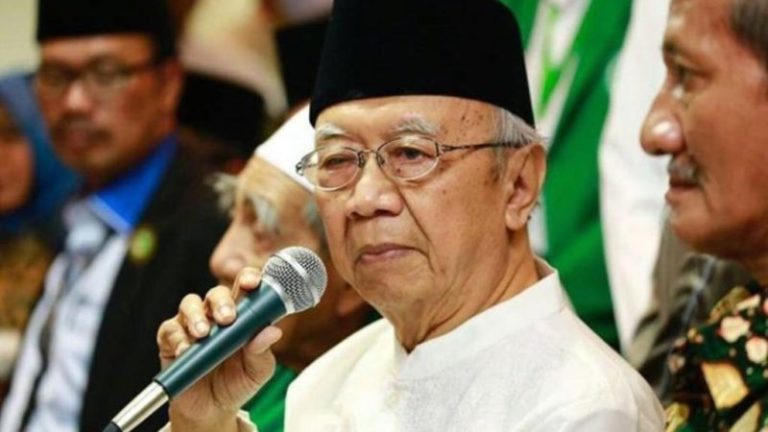 Obituari Gus Sholah: Estafet Perbankan Umat